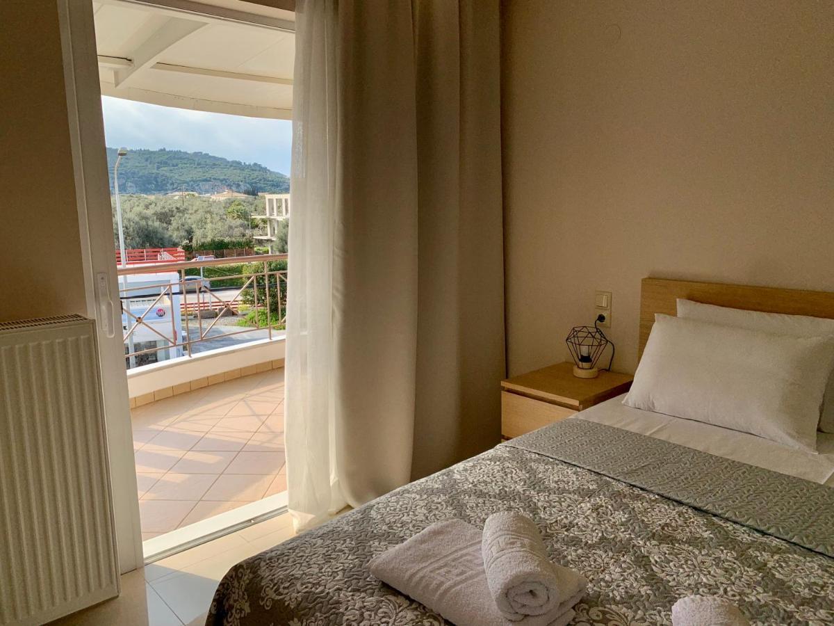 Rosa'S Apartments Lefkada City Exterior photo